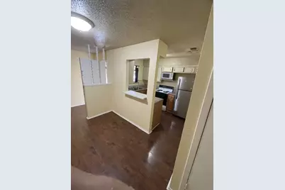 208 N Vanderveer Street #4, Burnet, TX 78611 - Photo 7