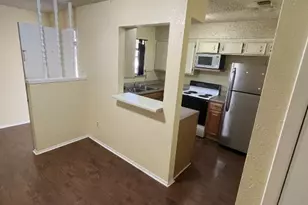 208 N Vanderveer St, Burnet, TX 78611 - Photo 7