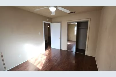 208 N Vanderveer Street #4, Burnet, TX 78611 - Photo 11