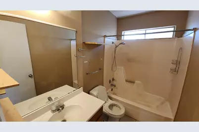 208 N Vanderveer Street #4, Burnet, TX 78611 - Photo 13