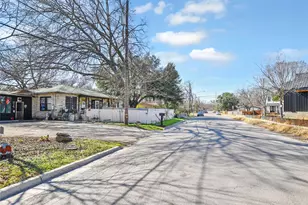 5405 Prock Ln, Austin, TX 78721 - Photo 3