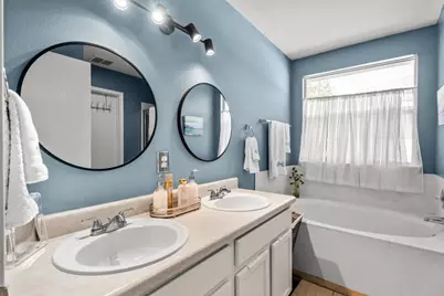 12609 Campana Drive, Del Valle, TX 78617 - Photo 11