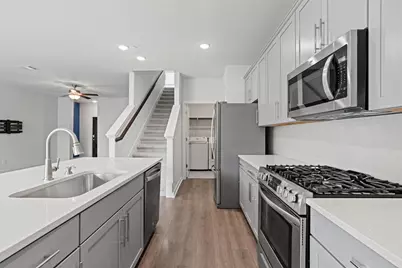 2500 Forest Creek Drive #302, Round Rock, TX 78665 - Photo 7