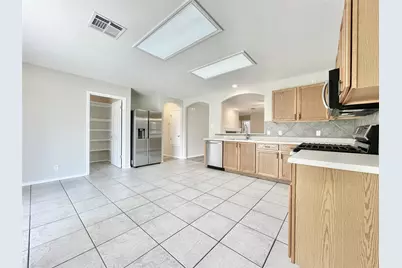 1909 Horizon Park Boulevard, Leander, TX 78641 - Photo 5