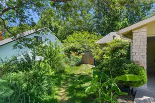 8105 S 1st St, Austin, TX 78748 - Photo 3