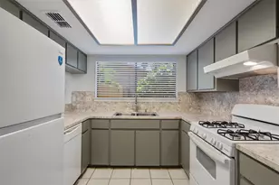 8105 S 1st St, Austin, TX 78748 - Photo 29