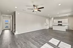 13801 Ryan Range Ln, Elgin, TX 78621 - Photo 17