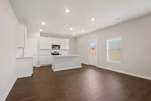 13801 Ryan Range Ln, Elgin, TX 78621 - Photo 7