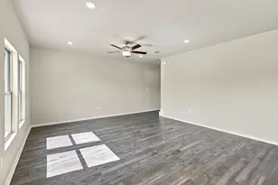 13801 Ryan Range Ln, Elgin, TX 78621 - Photo 13