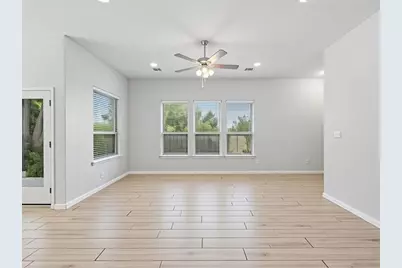 928 Centerra Hills Circle, Round Rock, TX 78665 - Photo 3