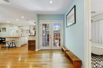 5711 Chesterfield Avenue, Austin, TX 78752 - Photo 17