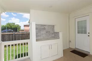 223 Herrera Trail, Hutto, TX 78634 - Photo 35