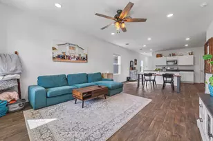209 Ehrlich St, Kyle, TX 78640 - Photo 19