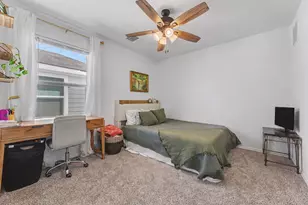 209 Ehrlich St, Kyle, TX 78640 - Photo 37