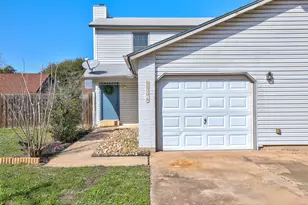 8806 Springmail Units A and B Circle, Austin, TX 78729 - Photo 3