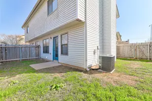 8806 Springmail Units A and B Circle, Austin, TX 78729 - Photo 23