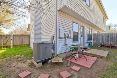 8806 Springmail Units A and B Circle, Austin, TX 78729 - Photo 33