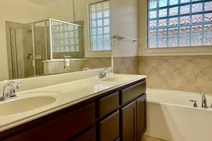 4718 Madrid Dr, Georgetown, TX 78628 - Photo 11