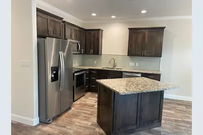 3210 Poe Cove #B, Lago Vista, TX 78645 - Photo 3