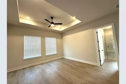 305 E Luna Blue Lane, Jarrell, TX 76537 - Photo 5