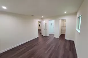 8709 Donna Gail Dr, Austin, TX 78757 - Photo 7