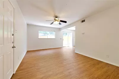 607 E 43rd Street #B, Austin, TX 78751 - Photo 5