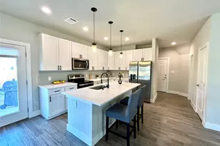 113 S Lockhart St, Paige, TX 78659 - Photo 9