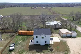 113 S Lockhart St, Paige, TX 78659 - Photo 3