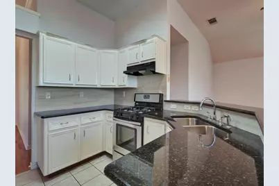 11100 Sierra Montana, Austin, TX 78759 - Photo 15