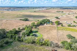 616 Lay Rd, Lockhart, TX 78644 - Photo 35