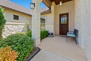 608 Jake Dr, Jarrell, TX 76537 - Photo 9