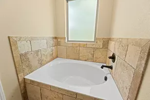 608 Jake Dr, Jarrell, TX 76537 - Photo 27