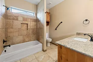 608 Jake Dr, Jarrell, TX 76537 - Photo 33