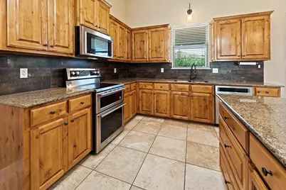608 Jake Drive, Jarrell, TX 76537 - Photo 23