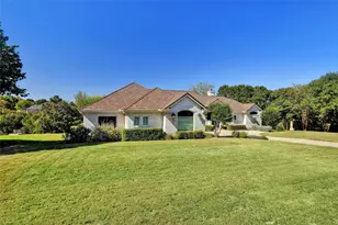 209 Overlook Ct, Georgetown, TX 78628 - Photo 3