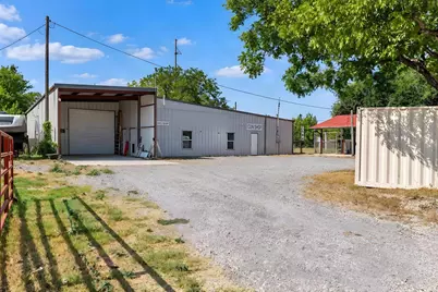 308 S Dalton Street, Bartlett, TX 76511 - Photo 3