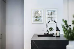 1501 E 4th St, Austin, TX 78702 - Photo 13