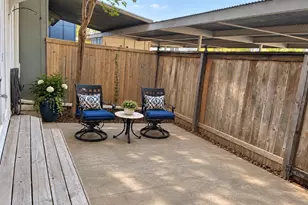 2005 Browning Dr, Austin, TX 78752 - Photo 3