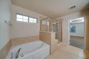 185 Hometown Pkwy, Kyle, TX 78640 - Photo 37