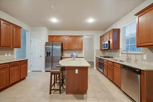 185 Hometown Pkwy, Kyle, TX 78640 - Photo 13