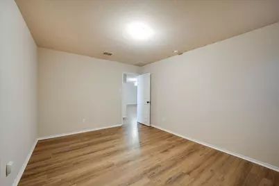 185 Hometown Parkway, Kyle, TX 78640 - Photo 23