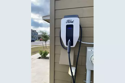 13704 Knights Branch Drive, Elgin, TX 78621 - Photo 5