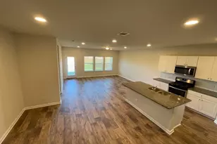 322 Northshore, New Braunfels, TX 78130 - Photo 5