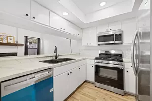 1010 W Rundberg Ln, Austin, TX 78758 - Photo 7