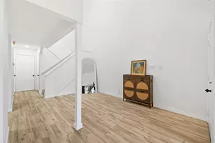 1010 W Rundberg Ln, Austin, TX 78758 - Photo 3