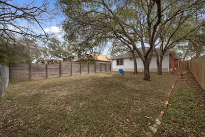 8112 Nairn Drive, Austin, TX 78749 - Photo 7