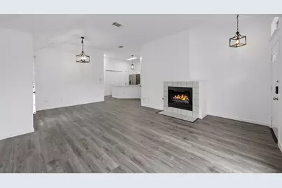 8112 Nairn Drive, Austin, TX 78749 - Photo 3