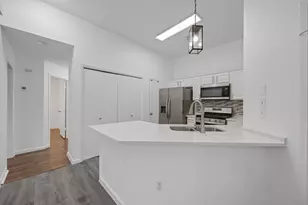 8112 Nairn Dr, Austin, TX 78749 - Photo 11