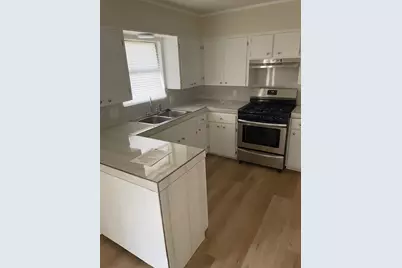 102 W Covington Drive, Austin, TX 78753 - Photo 5