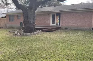 102 W Covington Dr, Austin, TX 78753 - Photo 9